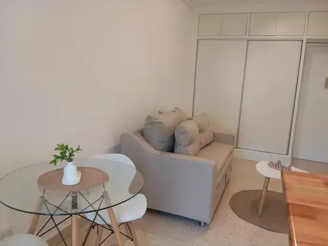 Departamento en Venta en Plaza Colon, USD 57.000