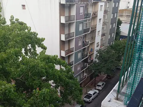 Venta departamento - 1 ambiente - Al frente - Plaza Colon - Mar del Plata