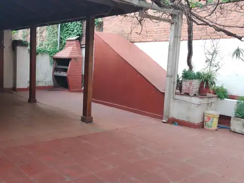 Arribeños 3600