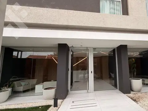 Departamento en Alquiler en Neuquen, $ 900.000