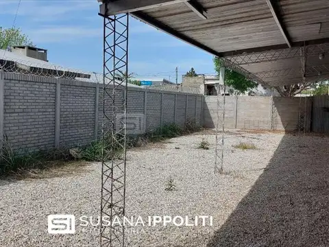 Cocheras techadas en alquiler casco urbano Roldán