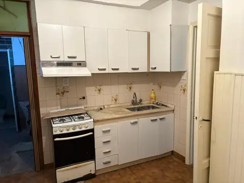 Departamento 5 ambientes con 2 baños