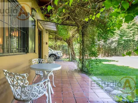 Casa 4 ambientes con 3 baños