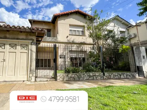 Casa 4 dormitorios Venta - Olivos-Roche