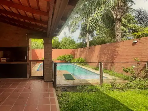 Depto Tipo Casa en Venta en Villa Rivera Indarte, USD 130.000