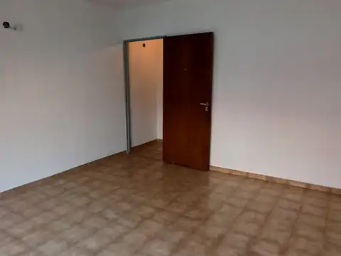 Terreno en Refinerías 244 m2 PB   6