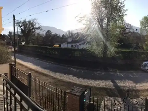 Exc casa Vta 3 dor + 2 depto 2 dor gge/pil Uruguay 2600