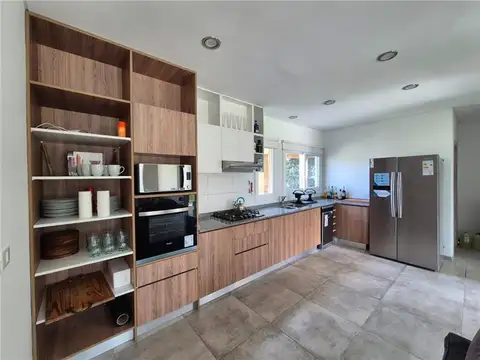 Casa en Alquiler Temporal en Ezeiza, USD 2.500