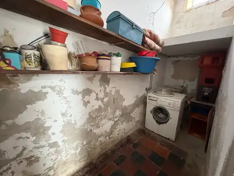 Casa 4 ambientes con 1 baño