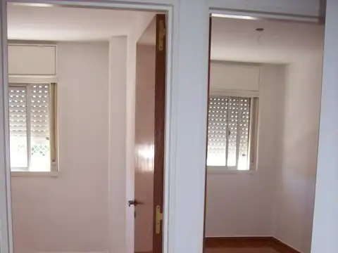 Mitre 2000, Piso 04