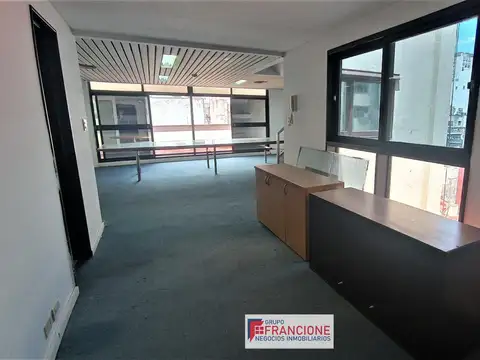 Oficina en Venta 45 años
