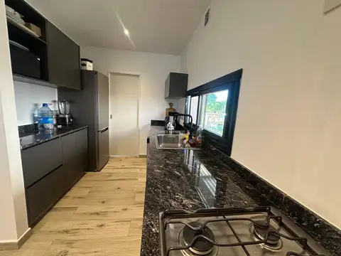 Imperdible Casa en venta  y pileta. Barrio Santa Elena. Pilar
