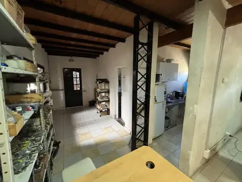Galpón con oficina y local comercial en venta Tierra de Sueños 1 Roldán