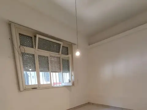 Departamento en Alquiler en Flores, $ 600.000