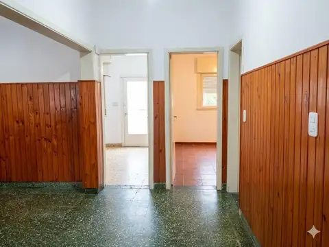 Casa 3 ambientes con 2 baños