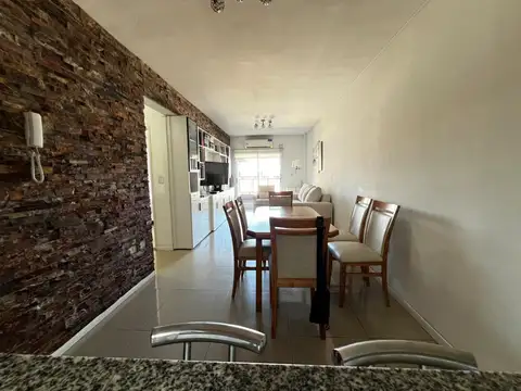 Departamento 3 ambientes con 2 baños