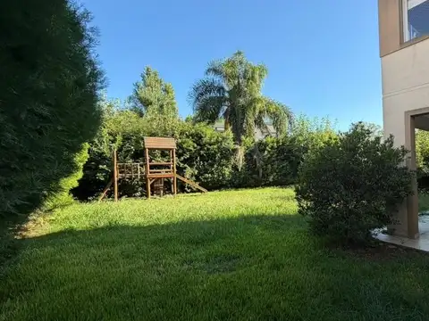 Casa  en Venta en Los Arces, La Cañada de Pilar, Pilar