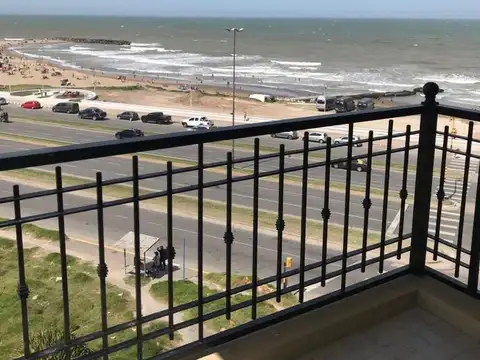 Antonio Alice e/ Libres del Sud y Avenida Félix U. Camet