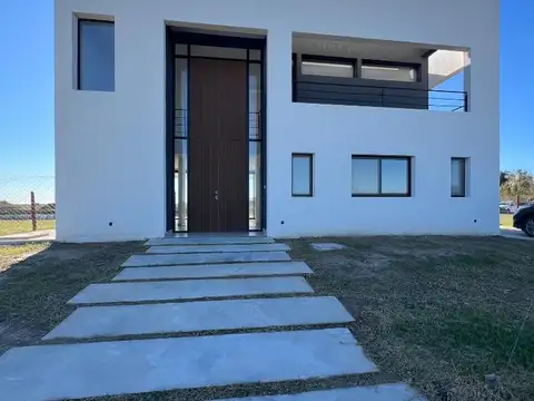 Casa en Venta en Puertos, USD 409.000
