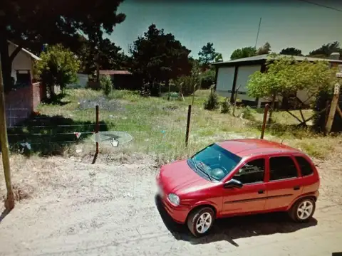 Venta de lote 450m2 centrico unico lote libre en la cudra Op