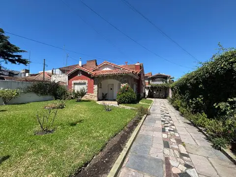 Av. Luro al 7200