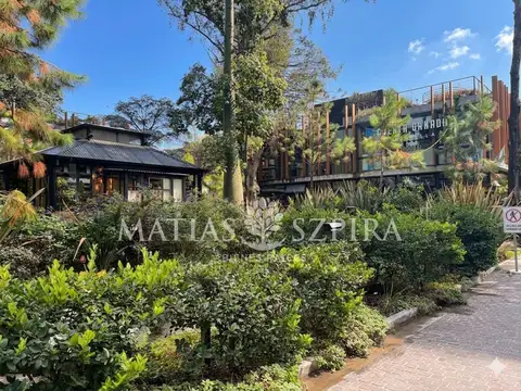 Alquiler  Locales comerciales  en Parque Leloir, Ituzaingó en Complejo Thays Parque Leloir