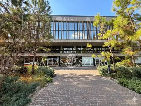 Alquiler  Locales comerciales  en Parque Leloir, Ituzaingó en Complejo Thays Parque Leloir