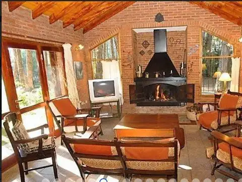 Casa en Alquiler Temporal con 1 cochera