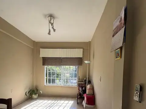 Castelar sur venta chalet 5 ambientes