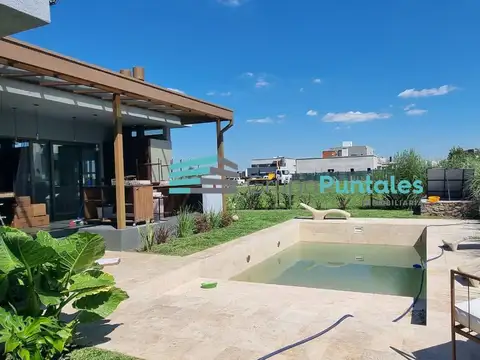 Casa en Venta en Countries y Barrios Cerrados en Esteban Echeverria, USD 290.000