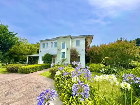 CASA EN ALQUILER PERMANENTE, CUATRO AMBIENTES, RUMENCO