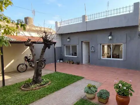 VENTA CASA 3 AMB. MONTE CHINGOLO.GRAN OPORTUNIDAD!