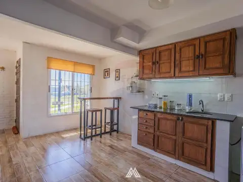 Casa 4 ambientes con 1 baño