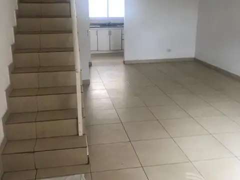 Departamento en Alquiler de 4 ambientes