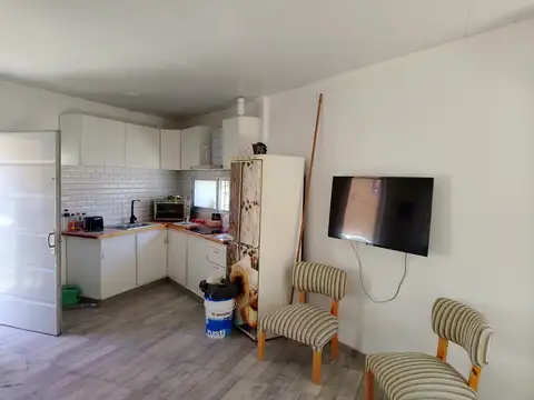 Depto Tipo Casa 2 ambientes con 1 baño