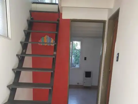 Departamento 8 ambientes con 4 baños