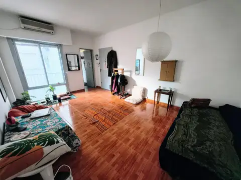 2 amb Luminosos Contrafrente-  Aire Acondicionado- Cocina a gas natural- Apto profesional y apto credito-