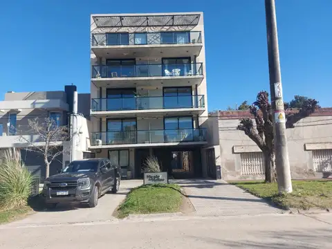 Avenida Lavalle 100
