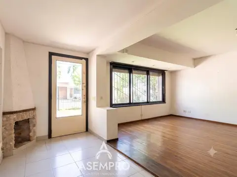 Casa en Venta con 1 cochera