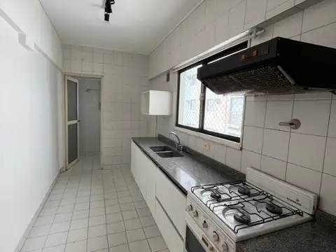 Departamento en Alquiler en Flores, $ 900.000