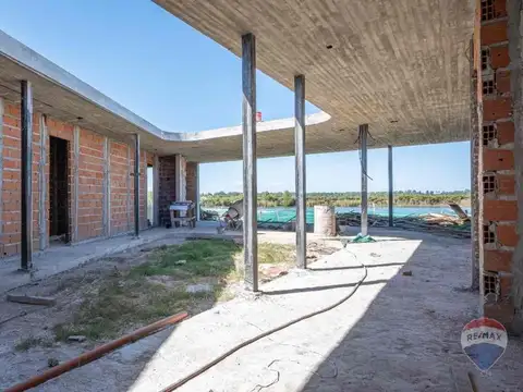 Casa en Venta en Puertos - Barrio Amarras, USD 865.000