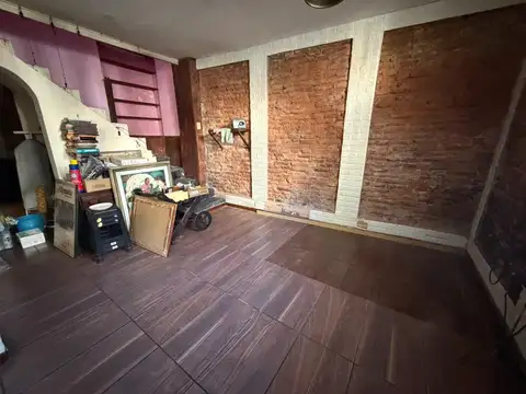 Depto Tipo Casa en Venta 80 años