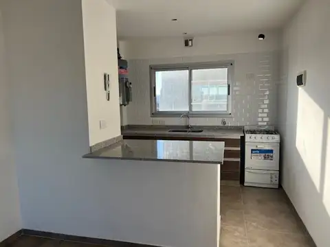 10 e/ 146 y 147 4600