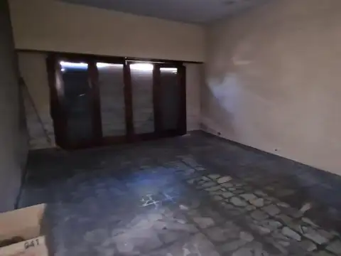 Local en Venta en Villa Adelina, USD 209.000