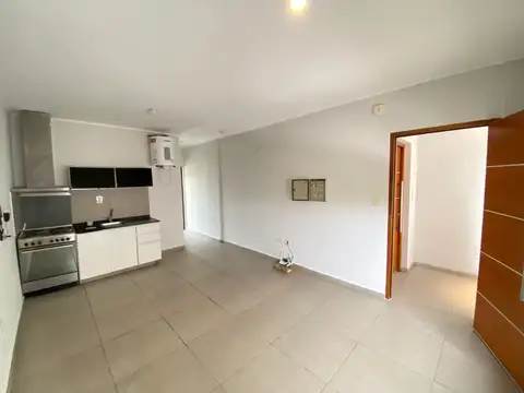 Liniers 600, Piso 8