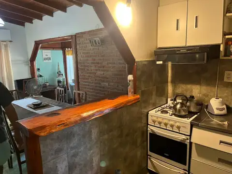 Depto Tipo Casa en Venta con 1 cocheras