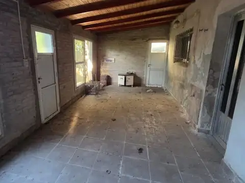 venta de casa céntrica en Pilar