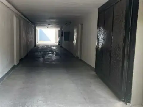 Andonaegui 1200 Parque Chas Cochera U$18.000 