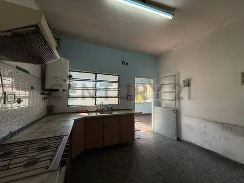 PH EN VENTA EL PALOMAR – 2 DORMITORIOS, PATIO, JARDÍN DE INVIERNO Y TERRAZA – ANTICIPO USD 35.000 SI