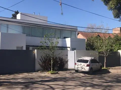 Casa en Venta en La Horqueta, San Isidro